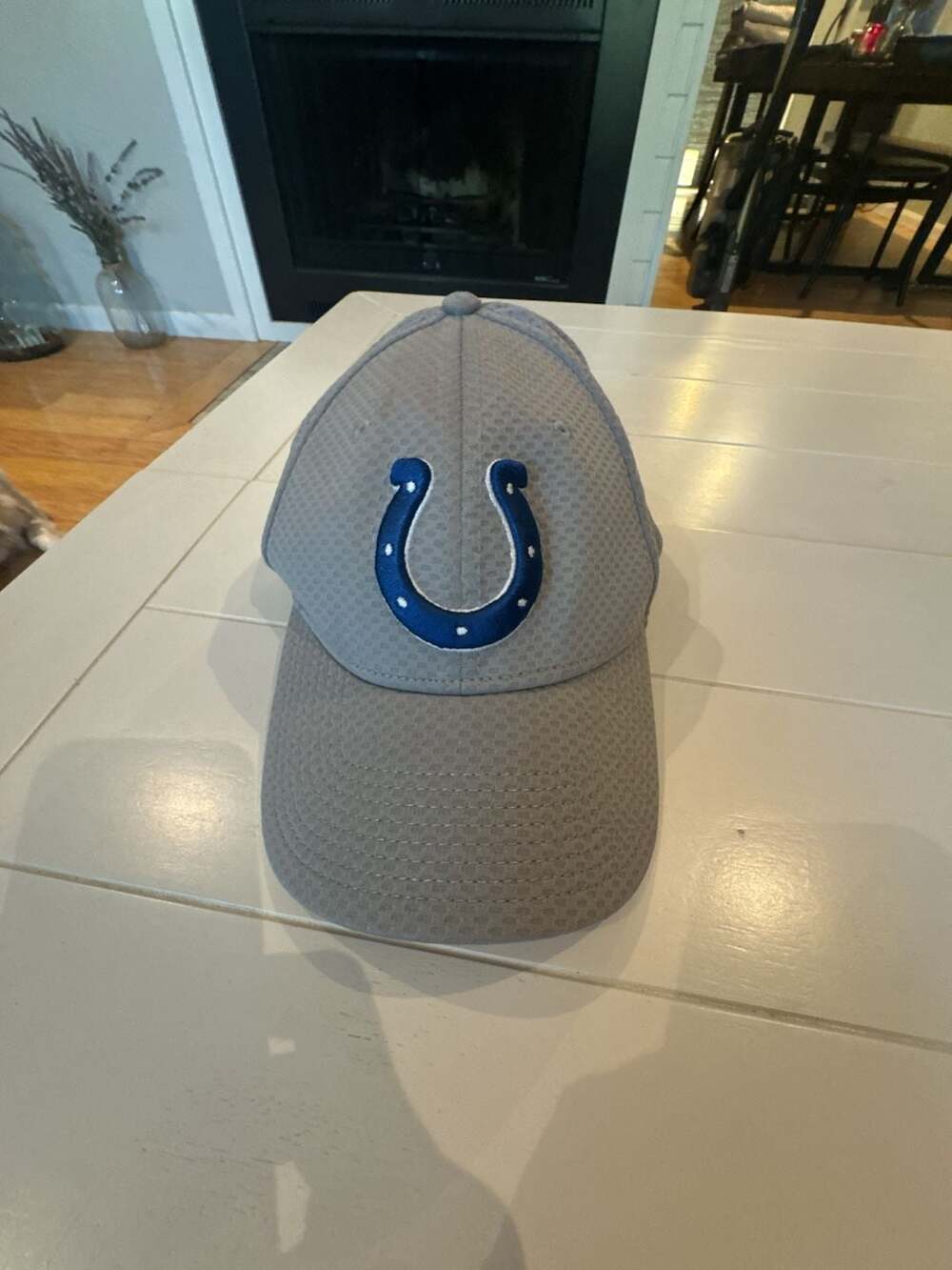 Indianapolis Colts New Era 39THIRTY Gray Perforated Flex Hat Small-Medium